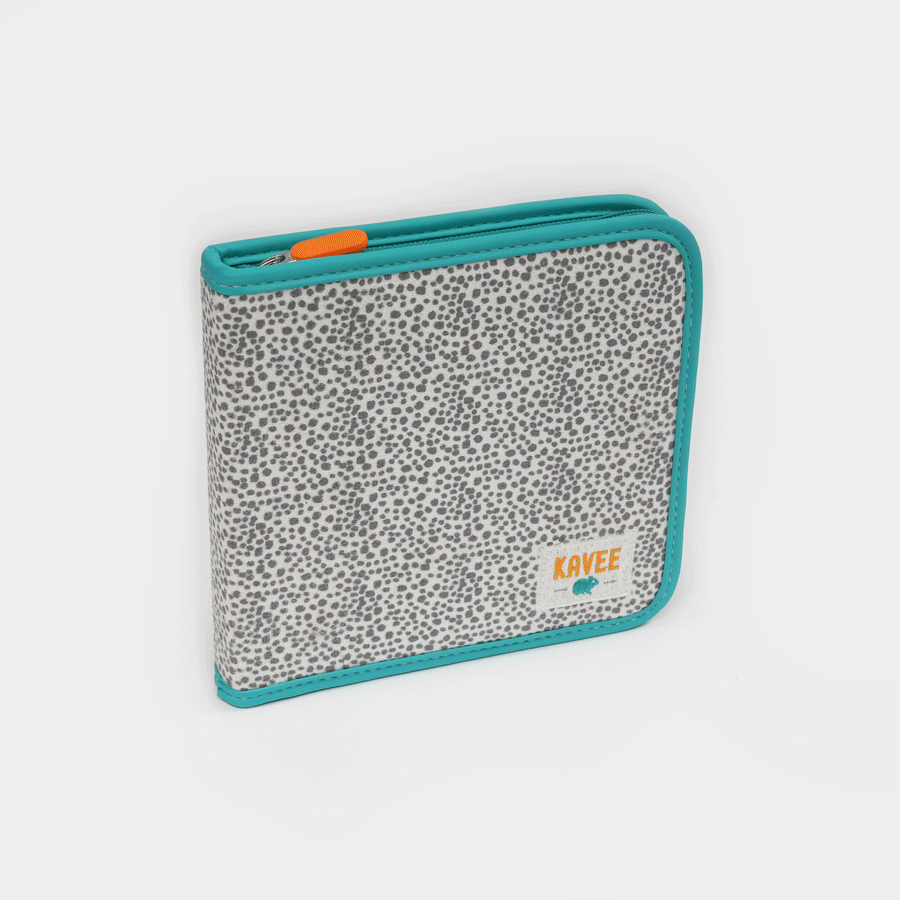 360 GIF of Kavee grooming kit on white background