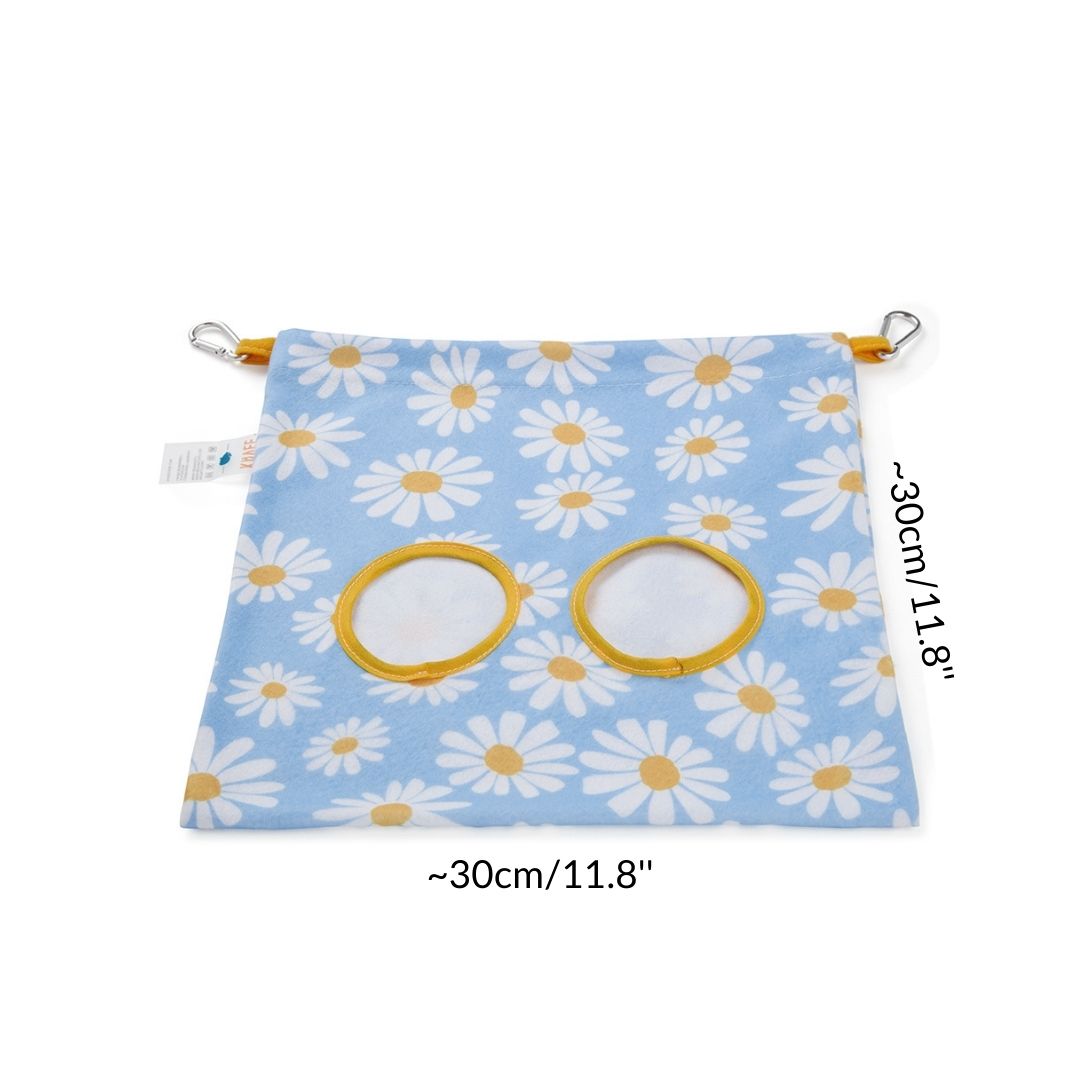 dimensions of a haybag in daisy pattern fleece